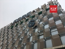 設(shè)計(jì)師根據(jù)什么來(lái)設(shè)計(jì)高空招牌？