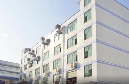 幕墻發(fā)光字廠家廠房設(shè)備丨發(fā)光字制作廠房
