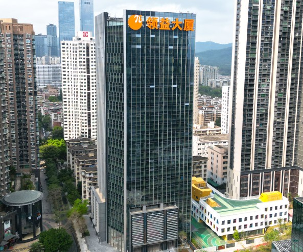 大樓發(fā)光字生產(chǎn)廠家領(lǐng)導(dǎo)者丨字工場
