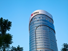 高樓大廈發(fā)光字安裝施工方案！